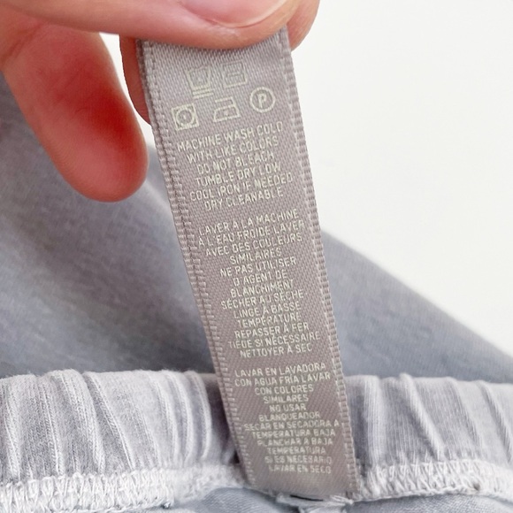 SKIMS Outdoor Bike Shorts in Ash grey size small high rise lounge stretchy comfy - Picture 4 of 12